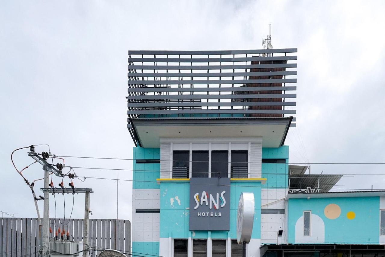 Sans Sunset Point Seminyak Hotel Exterior photo